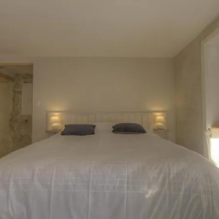 House Le Combet * Chezery-Forens